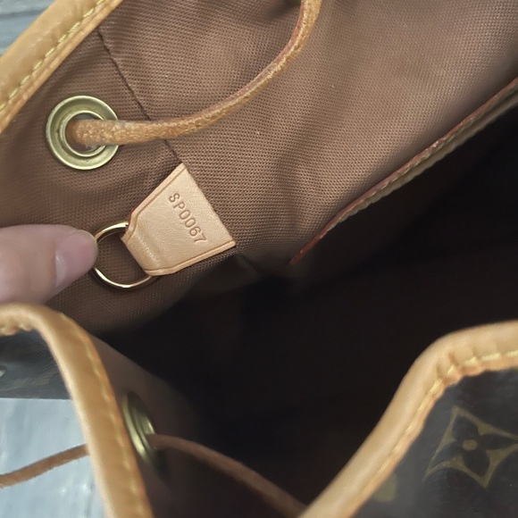 Louis Vuitton Montsouris Backpack MM Monogram LV Bag - Picture 8 of 13